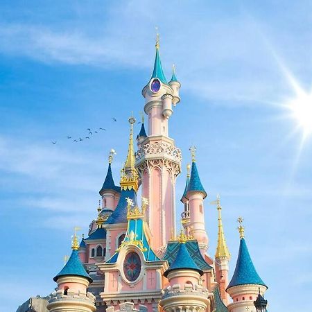 Le 82 - Studio Pour 4 A 3 Minutes De Disneyland Paris Montévrain Eksteriør billede